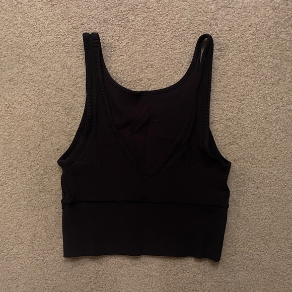 lululemon power pivot tank - Picture 2 of 2